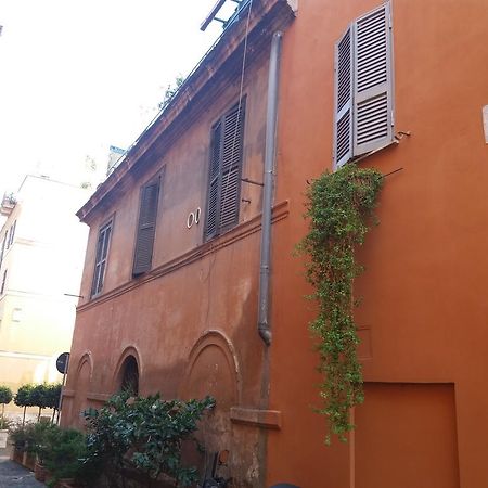 Frangipane Apartment Рим Екстериор снимка