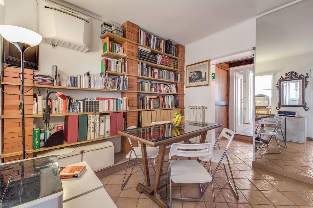 Frangipane Apartment Рим Стая снимка